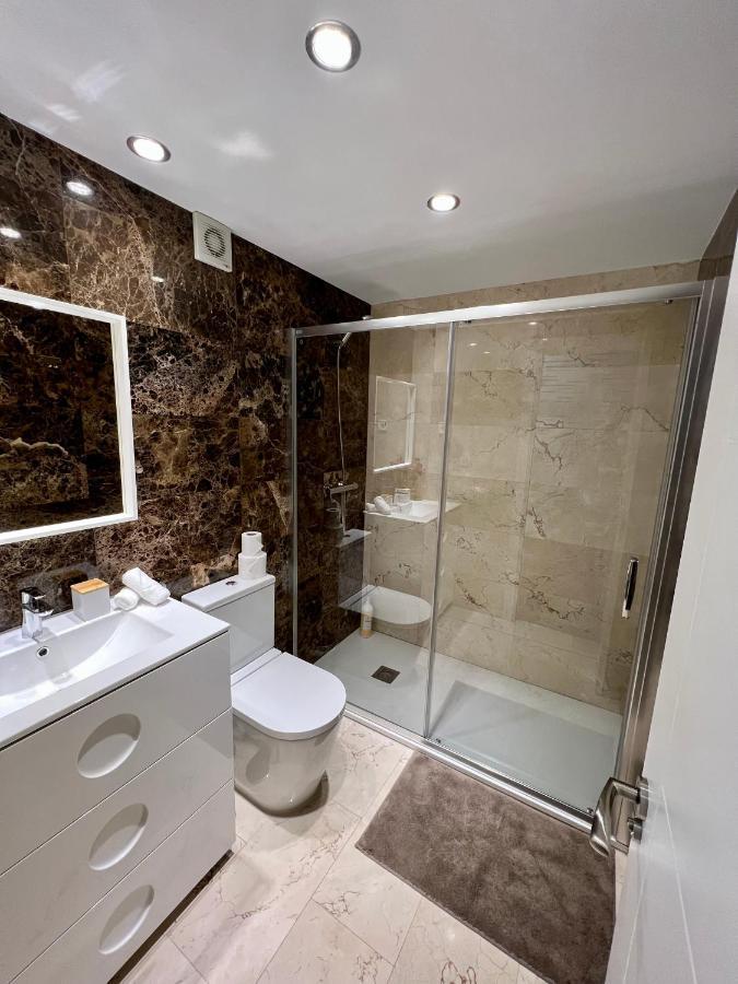 Apartamentos Prestige Suites Malaga III Dış mekan fotoğraf