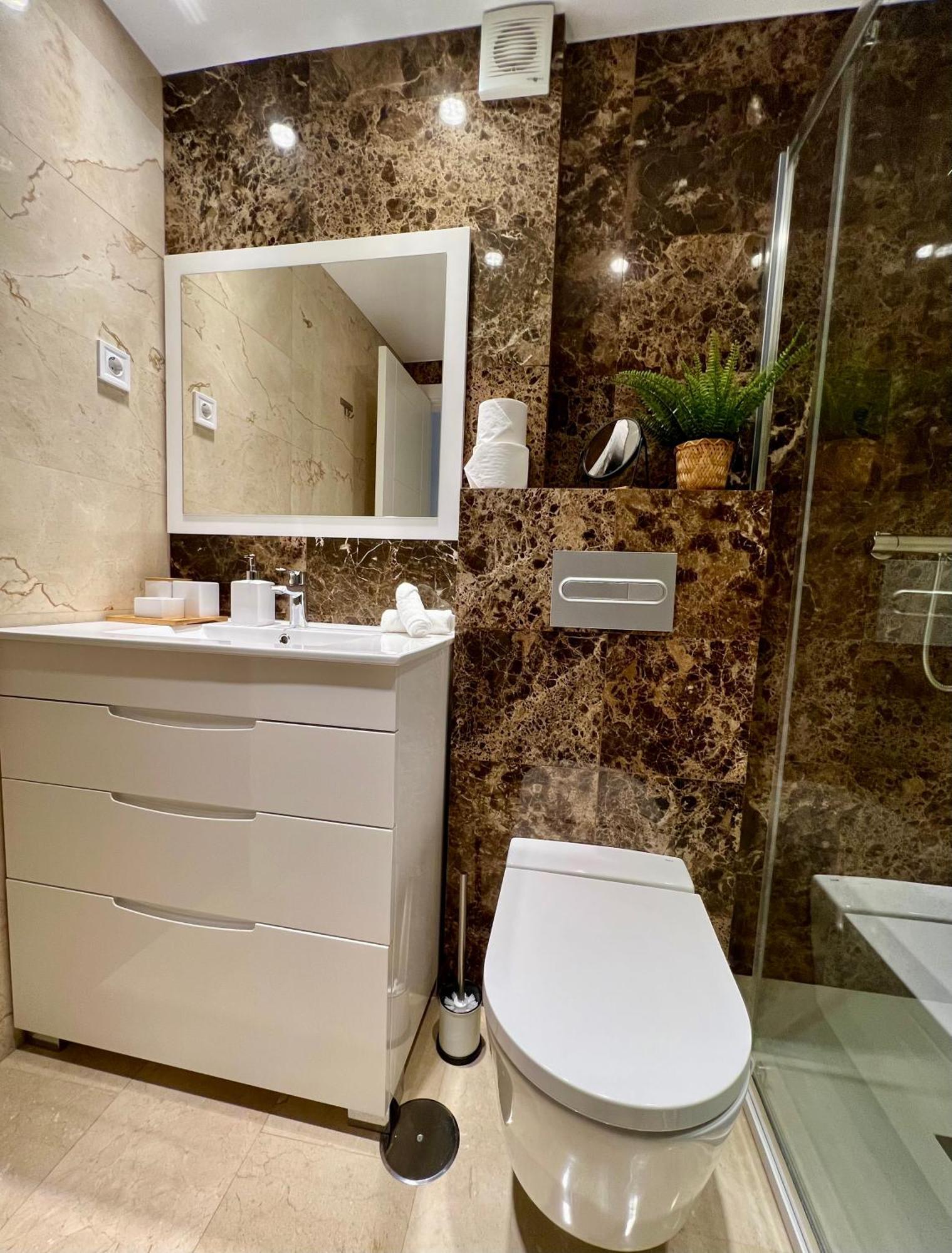 Apartamentos Prestige Suites Malaga III Dış mekan fotoğraf